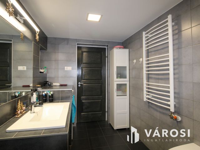 Modern családi ház eladó Szegeden