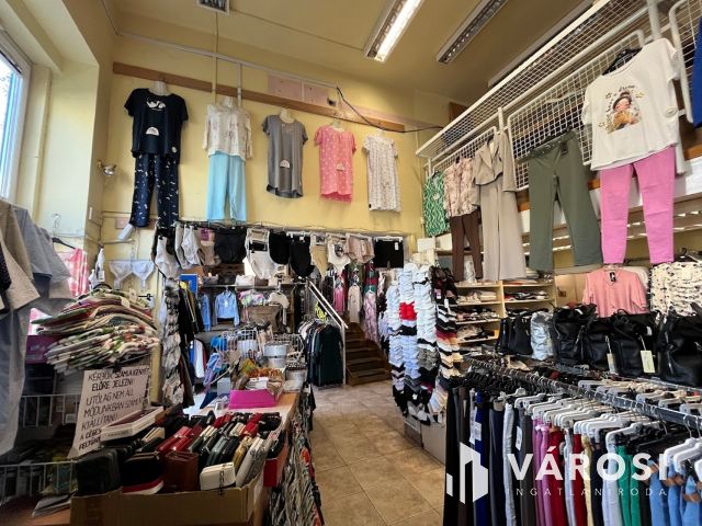 Figyelem!!! Belvárosi két lakás egyben, jó helyen eladó!