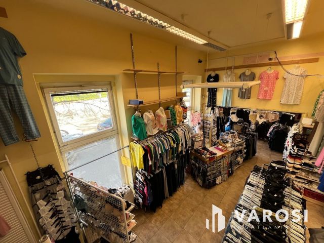 Figyelem!!! Belvárosi két lakás egyben, jó helyen eladó!