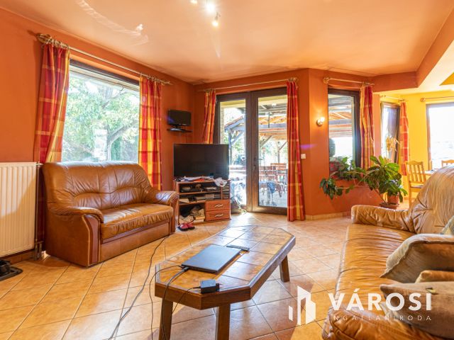 108 m2-es családi ház 1 hektáros területtel Becsehelyen!