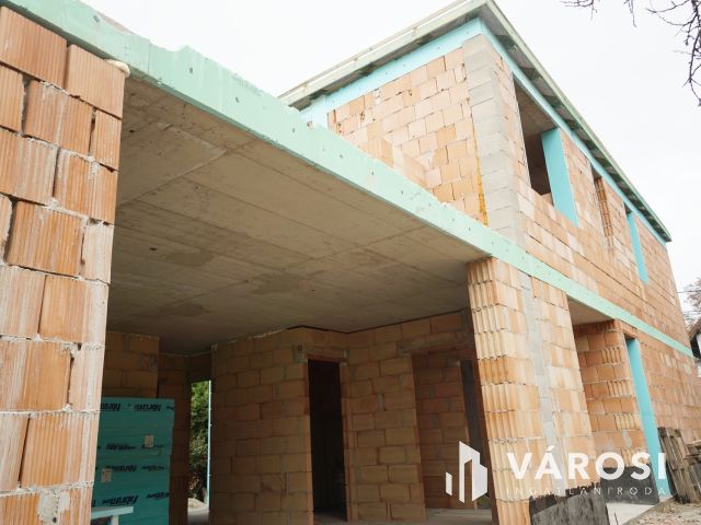 Prémium tetőteraszos, új építésű lakás Bókaitelepen