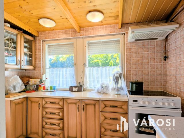 Téliesített nyaraló Szanazugban, a Köröshöz közel!