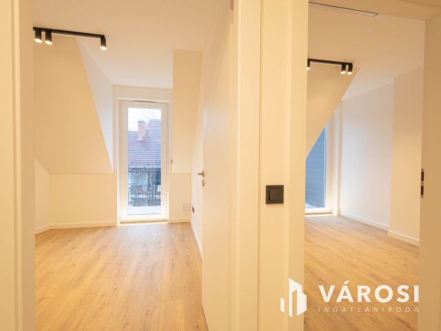 Belső kétszintes családi fészek Alsóvároson