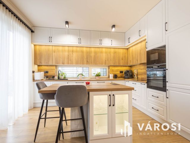 Kényelmes prémium családi ház a Kállay ligetben!