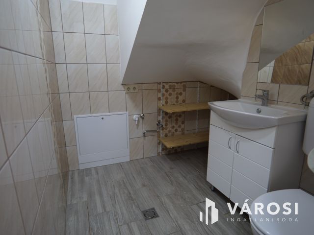 Minőségi, igényesen felújított Sorházi lakás!