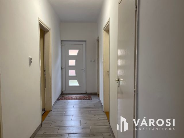 Eladó 3 szobás ház Dévaványán