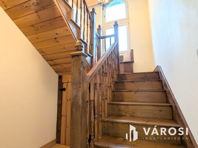 Mesebeli birtokon mesebeli ház!